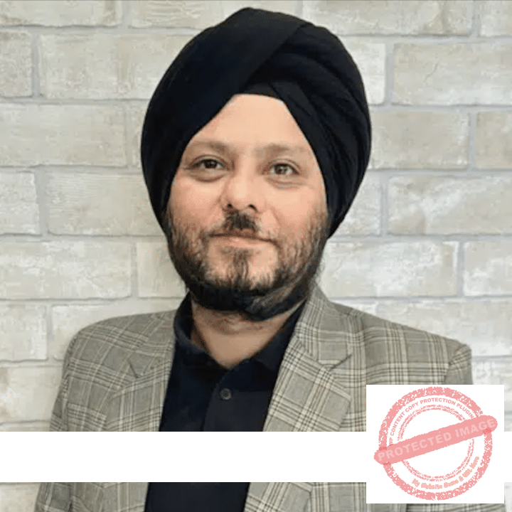 Picture of Arinder Singh Suri